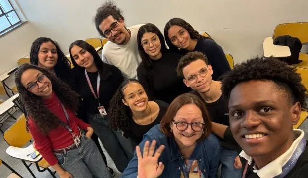 Desenvolvimento Humano da FUNDASP realiza último encontro de 2025 com jovens aprendizes
