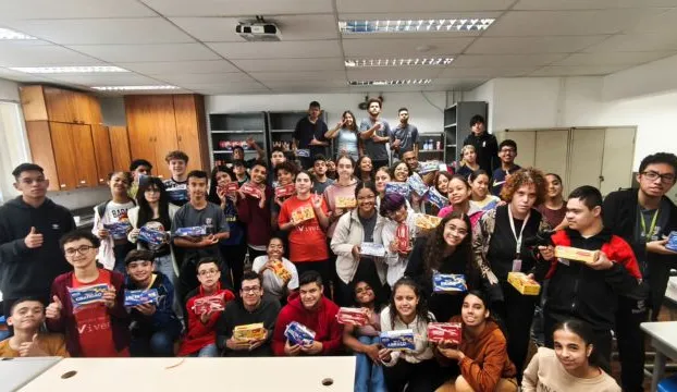 Alunos da Derdic são contemplados pela Páscoa Solidária do Centro Universitário Assunção