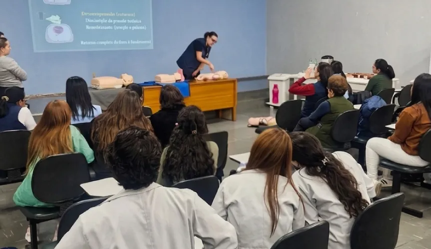 HSL realiza treinamento sobre atendimento a pacientes em parada cardiorrespiratória